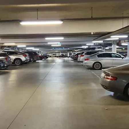 Skyview - Breathtaking Views From Bed And From Jacuzzi. Center Skyscraper Upper Floors Lejlighed Tallinn