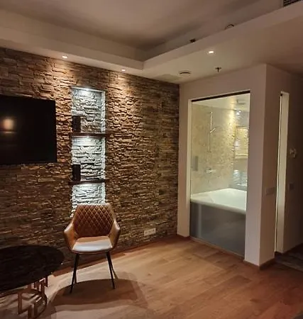 Skyview - Breathtaking Views From Bed And From Jacuzzi. Center Skyscraper Upper Floors 아파트 *