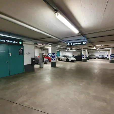 Skyview - Breathtaking Views From Bed And From Jacuzzi. Center Skyscraper Upper Floors * Tallinn