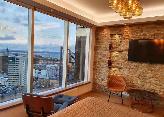 Skyview - Breathtaking Views From Bed And From Jacuzzi. Center Skyscraper Upper Floors Διαμέρισμα Ταλίν