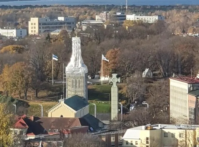 Skyview - Breathtaking Views From Bed And From Jacuzzi. Center Skyscraper Upper Floors Apartment *