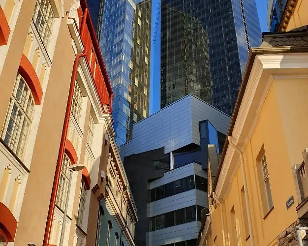 Skyview - Breathtaking Views From Bed And From Jacuzzi. Center Skyscraper Upper Floors * Tallinn